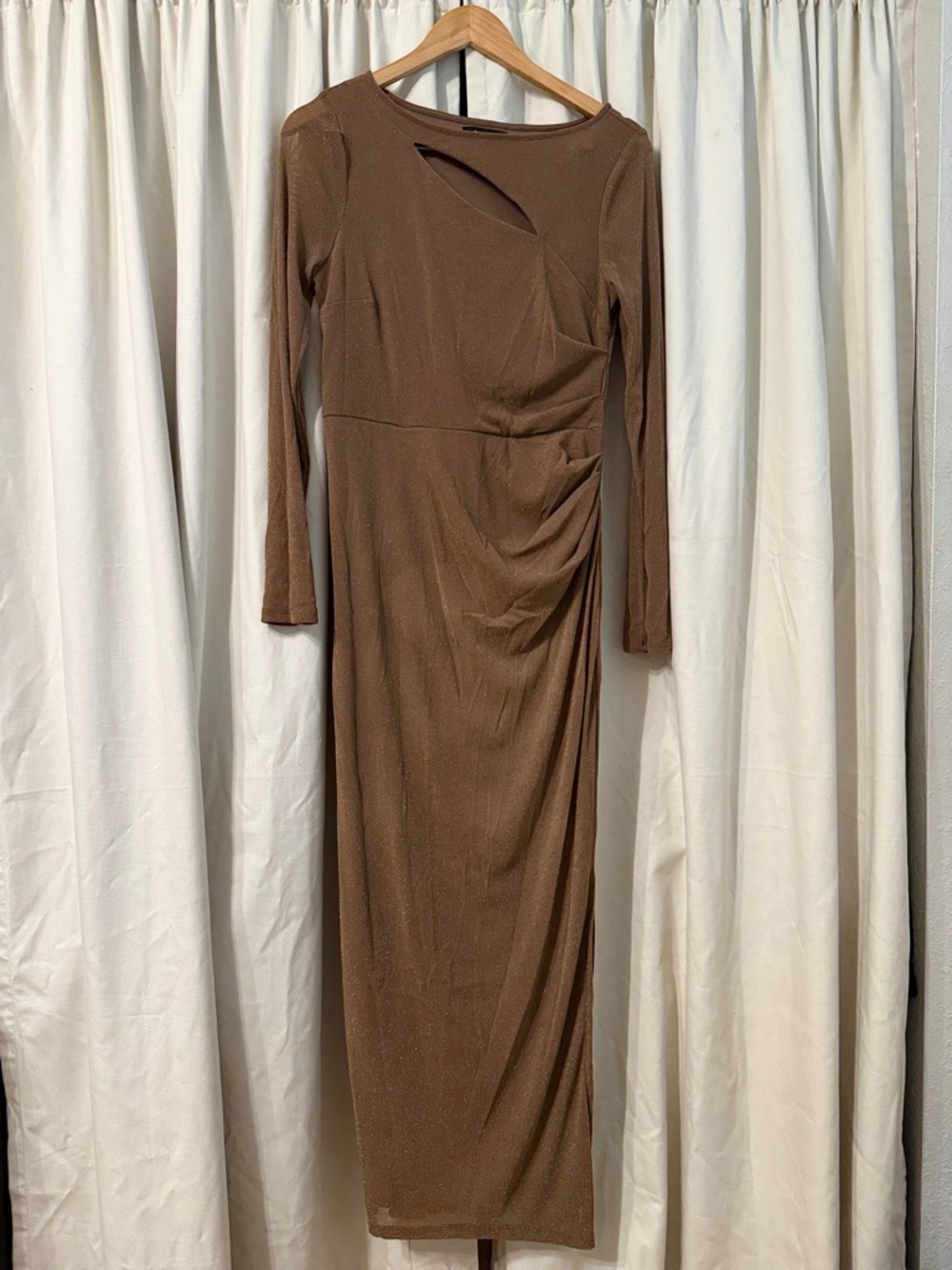 Women's Brown Long Sleeve Ruched Maxi Dress with Keyhole Detail